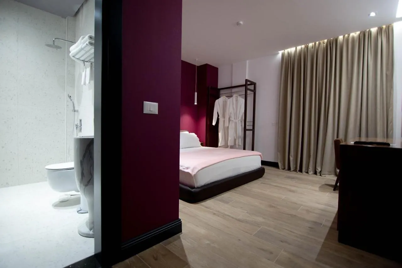 Mergan Hotel Korce Albania